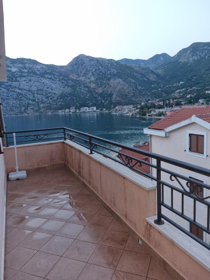 Apartments Sneza Risan Kültér fotó