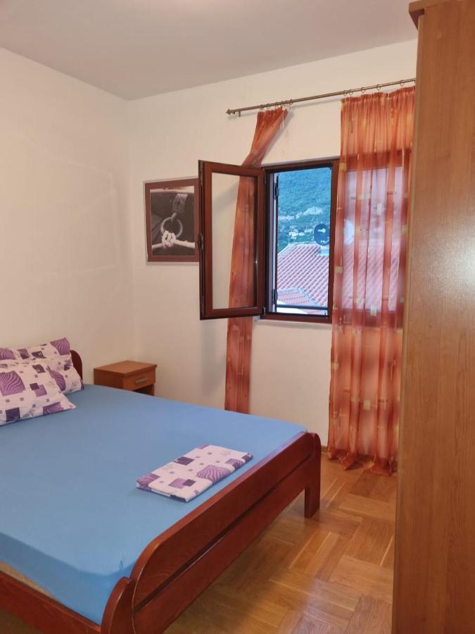 Apartments Sneza Risan Kültér fotó