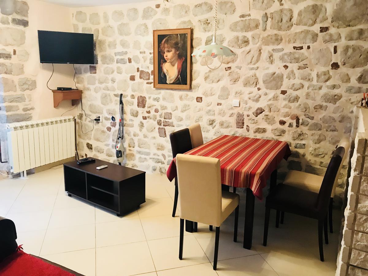 Apartments Sneza Risan Kültér fotó