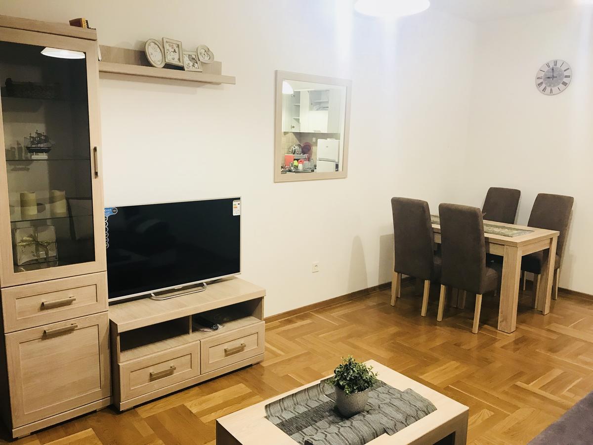 Apartments Sneza Risan Kültér fotó