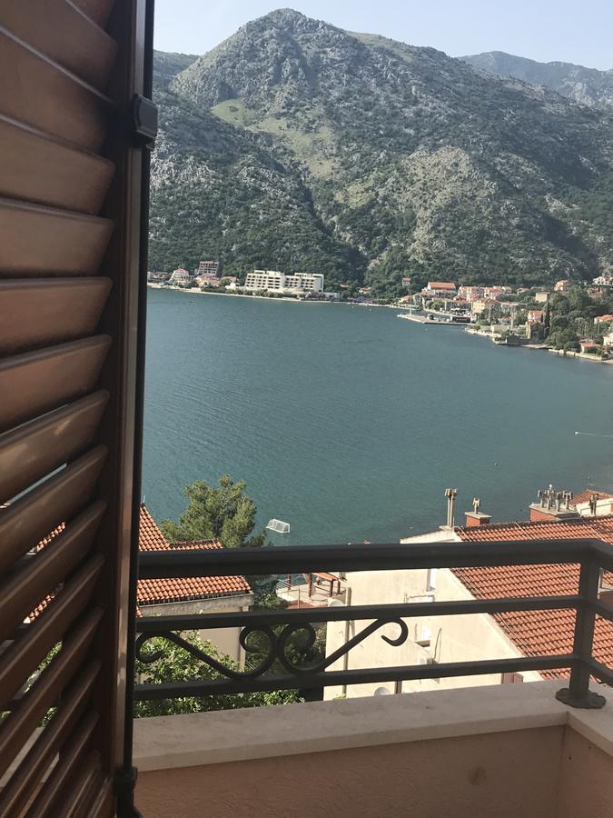 Apartments Sneza Risan Kültér fotó